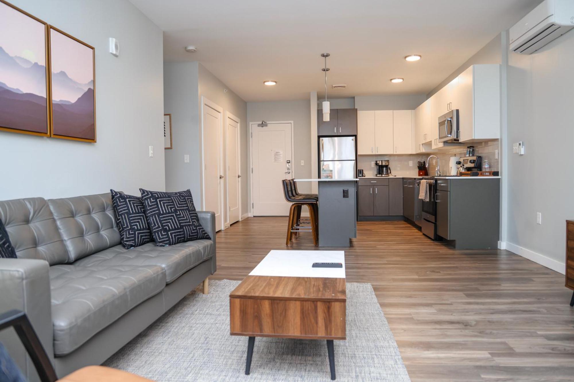 Luxury Apartment With Gym, Steps From Commuter Rail #4011 Reading Екстериор снимка